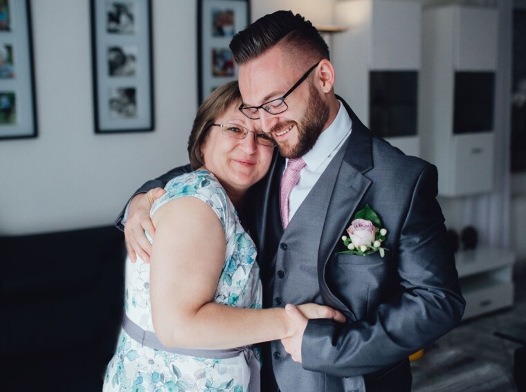 mother of the groom hairstyles