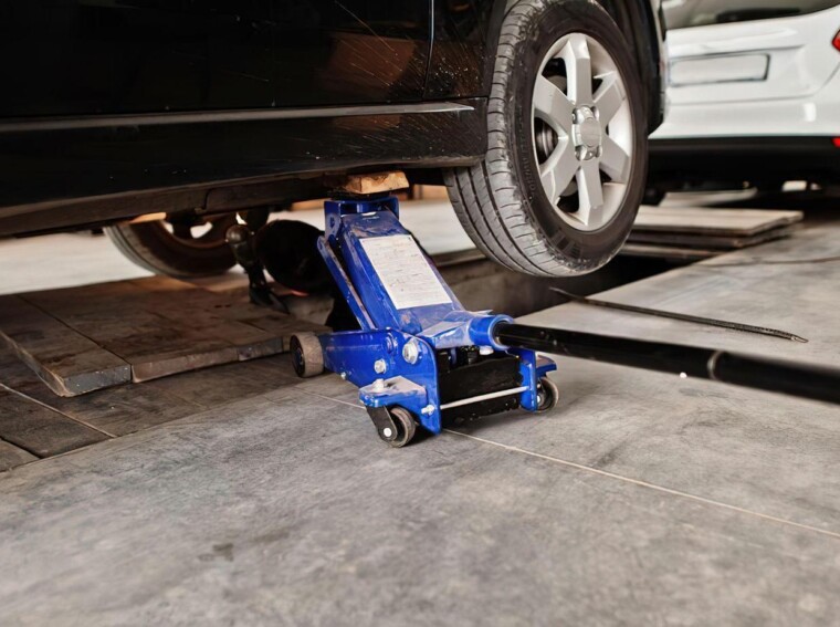 hydraulic jack calibration, calibrate hydraulic jack, hydraulic jack accuracy, hydraulic jack repair, professional hydraulic jack calibration, industrial hydraulic jack calibration, hydraulic lift calibration, mobile hydraulic jack service, hydraulic jack maintenance, location-specific hydraulic jack calibration